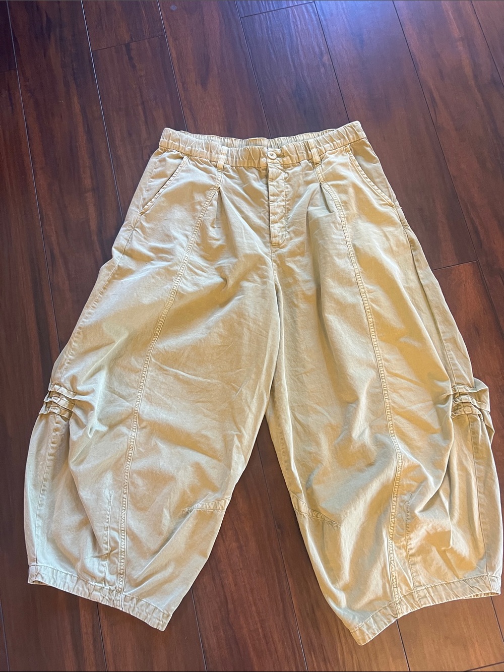 Free People Sophia Chino cotton pants, citrus green, tie at waist, size M